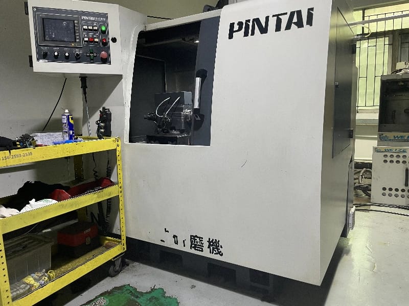 CNC lathe machining high-quality milling cutter flutes